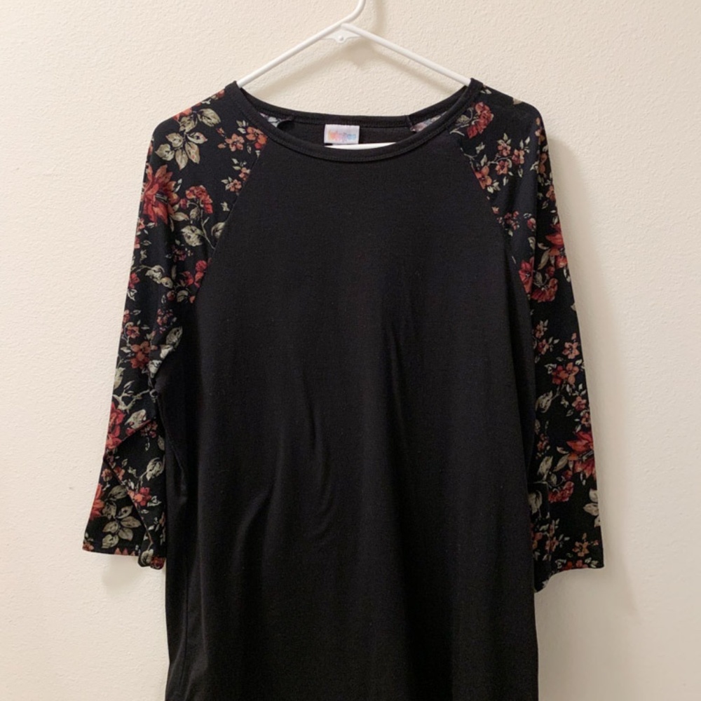 XL Black Lularoe Randy with Floral Sleeves